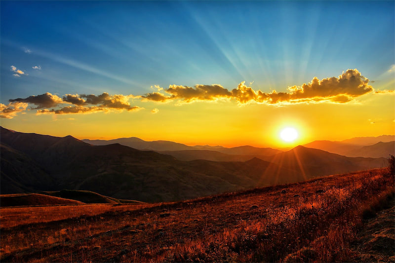 Schöner ruhiger Sonnenuntergang